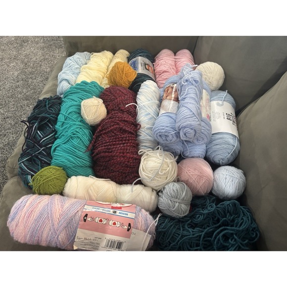Lot Of 27 Different Rolls Of Yarn -some New, Some Partial - Picture 6 of 6